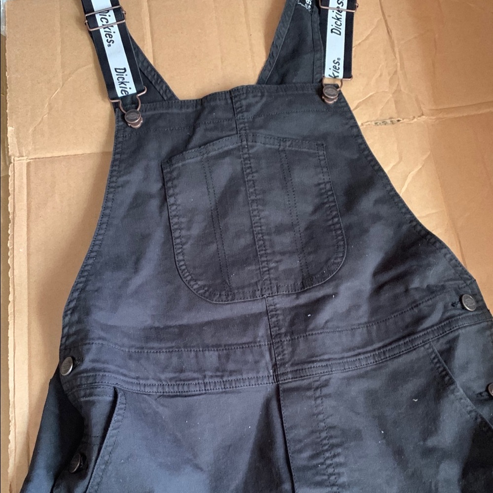 Brand new Dickies shortalls (black)